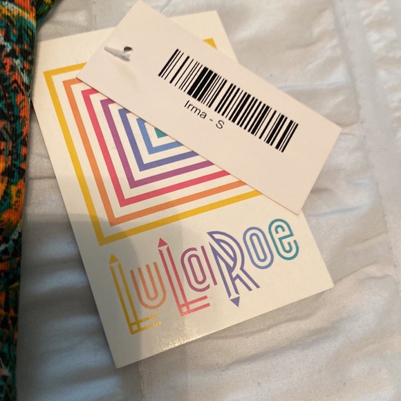 NWT Feather Print Oversized High Low Irma Tunic | Size S - Picture 4 of 11